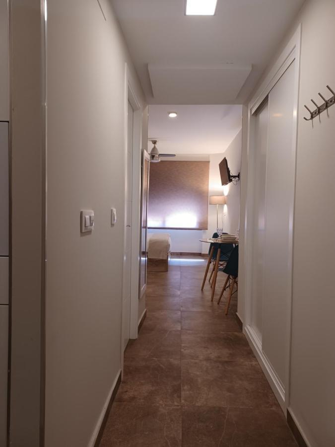 Apartamento Acogedor Junto A Calle Betis, Triana-Los Remedios Sevilha Exterior foto